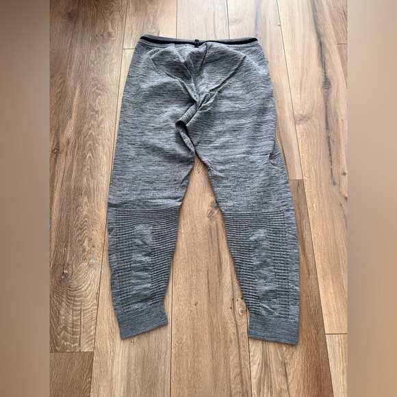 Nike Men’s Tech Knit Joggers - Picture 3 of 5